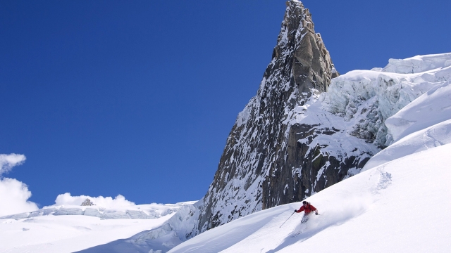 星空公司：乒乓球台是用亚光漆吗为什么